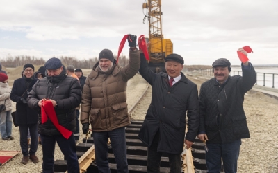 АК «Железные дороги Якутии» завершила строительство и сдала в эксплуатацию подъездной путь от станции Нижний Бестях до грузового терминала ЛОРПа