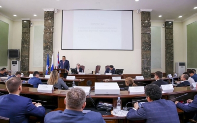 Депутаты Якутской городской Думы на втором заседании выбрали заместителей Председателя, утвердили состав Президиума и постоянных комиссий