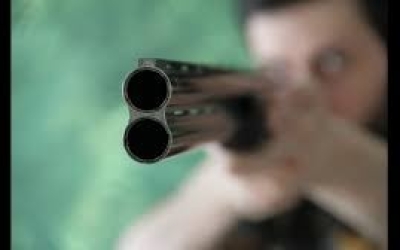"Имеет два ружья": Жители Таттинского улуса предупреждают о мужчине, которого разыскивают за вооруженное нападение