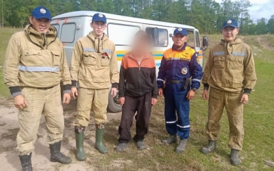 В Якутии за сутки спасатели нашли пятерых заблудившихся в лесу людей