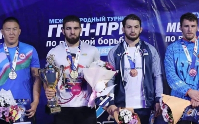Вольная борьба: Якутские борцы завоевали пять медалей на турнире в Минске