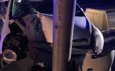 В Якутске 55-летний водитель врезался в столб и погиб