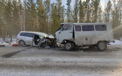 Рискованный обгон на опасном повороте привел к ДТП