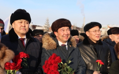 Якутская городская Дума приняла участие в торжественном митинге, посвященном Дню народного единства