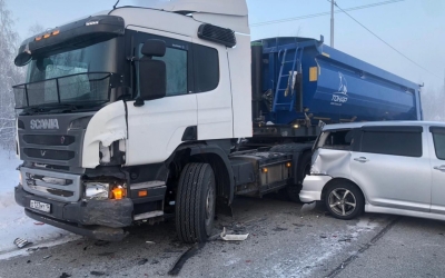 Во втором ДТП, которое произошло на дороге "Умнас", также пострадали три автомобиля