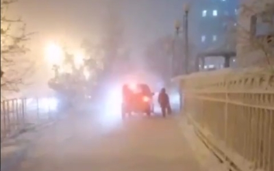 В Якутске к ответственности привлечён водитель, ехавший по тротуару 