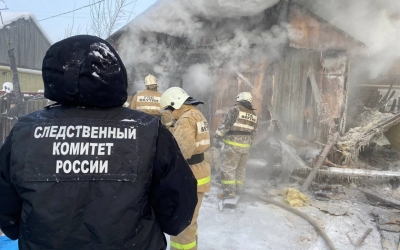 В Якутии на пожаре погибла семья из трех человек