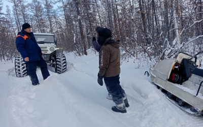В Якутии спасатели обнаружили пропавших рыбаков: Братья застряли у реки из-за поломки транспорта