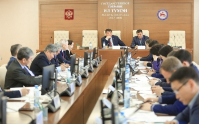 Алексей Еремеев провел организационное планерное совещание по исполнению постановления Совета Федерации