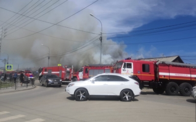 В Якутске на пожаре эвакуировали 12 человек