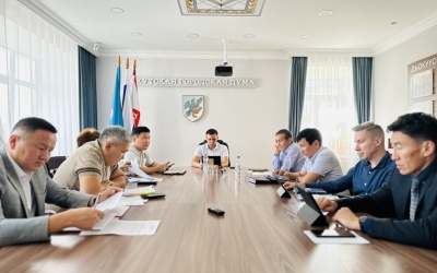 Состоялось заседание постоянной комиссии Якутской городской Думы по имущественным и земельным отношениям