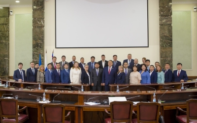 Депутаты Якутской городской Думы нового созыва провели первое заседание