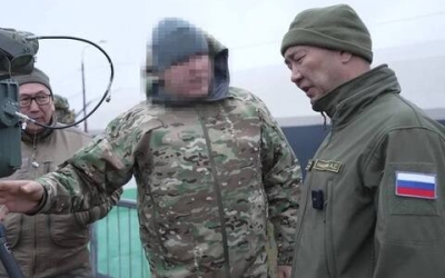 Глава Якутии посетил отдельную бригаду спецназа ВДВ 