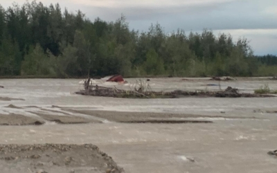 В Якутии во время перевозки 11 человек затонул "Урал": Водитель предстанет перед судом