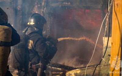 Дежурный прокурор: В Якутии на пожаре погибли мужчина и женщина