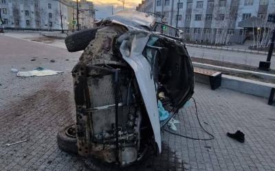 В Якутске произошло жесткое ДТП на площади Дружбы: Пьяный водитель пытался скрыться от сотрудников ГИБДД
