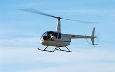 Спасатели вылетели на поиски трех пассажиров и пилота пропавшего в Якутии вертолета "Робинсон"