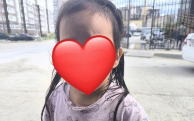 В Якутске 5-летняя девочка сбежала из детского сада и одна гуляла на улице