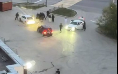 "Будто клоны из "Матрицы" бьются с Нео": В Якутске произошла массовая потасовка