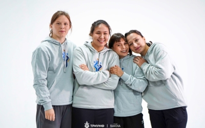 Женская борьба: Якутские девушки будут бороться в Москве на первенстве России