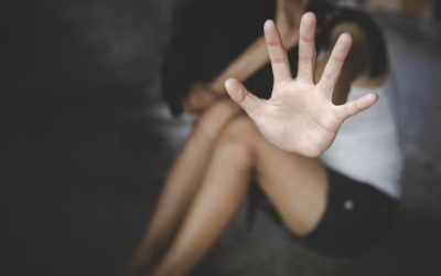 В Якутии 27-летний молодой человек проник в чужую квартиру и попытался изнасиловать спящую девочку