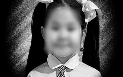 Тело 8-летней девочки, погибшей 2,5 недели назад, наконец-то предано земле