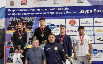 Вольная борьба: Якутские юниоры завоевали пять медалей на турнире в Красноярске