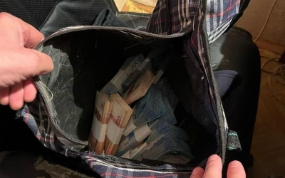 Аферисты обманули пенсионера из Якутии на 4 млн рублей: Перед судом предстал задержанный с поличным пособник мошенников