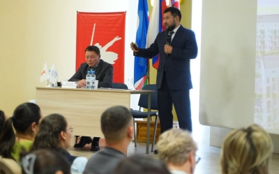 Глава Якутска встретился с жителями Автодорожного округа