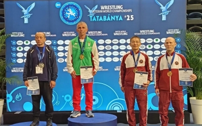 Вольная борьба: В первый день чемпионата мира якутские ветераны завоевали две медали