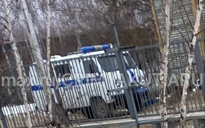 Труп мужчины обнаружен возле средней школы в Хатассах: Следователи проводят проверку