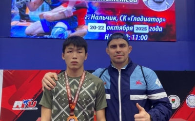 Вольная борьба: Якутский юниор стал призером турнира в Нальчике