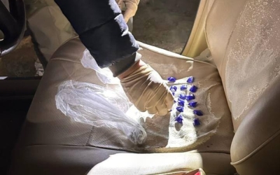 В Якутске на Покровском тракте полиция задержала двух студентов за попытку сбыта около 1 кг гашиша