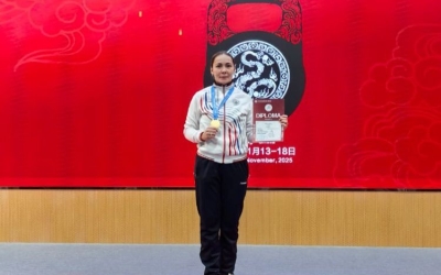 Специалист Сахаэнерго Оксана Петрова стала двукратной чемпионкой мира по гиревому спорту