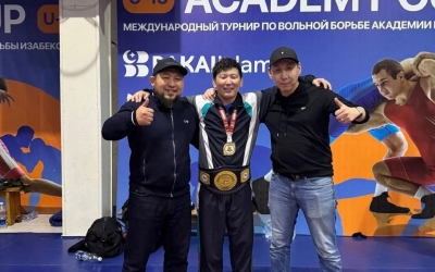 Вольная борьба: Якутский ветеран выиграл турнир в Кыргызстане