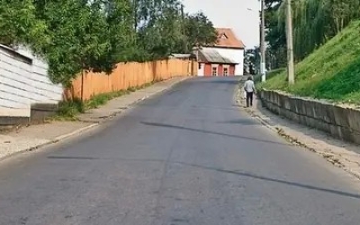 Тест по знакам дорожного движения: правила остановки, стоянки и буксировки