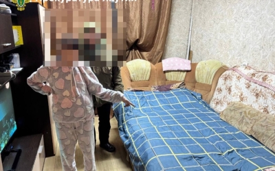 Жительница Якутии надолго оставляла малолетних детей одних без еды и жестоко обращалась с ними