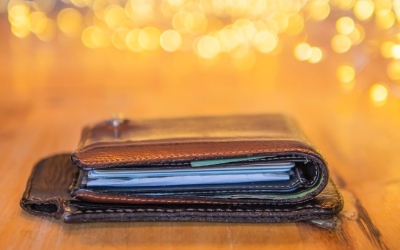 В Якутске полиция разыскивает владельца найденного кошелька с деньгами