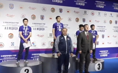 Положил на лопатки: Якутянин Арыйаан Тютрин стал трёхкратным чемпионом Гран-при Медведя!