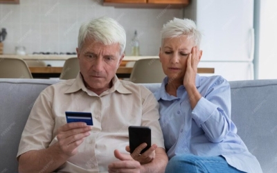 «Ваш родственник попал в ДТП»: в Якутии осудили пособника мошенников, обманувших пенсионеров на 1,6 млн рублей