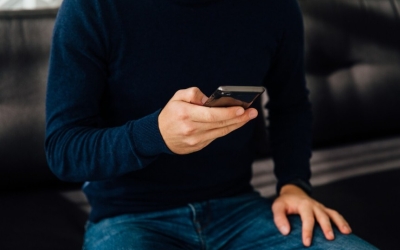 Житель Якутска покупал использованные телефонные номера и получал доступ к чужим личным кабинетам в портале «ГосУслуги» и банковским счетам