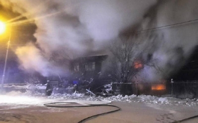 Житель Якутии зарезал мужчину и женщину и поджег дом, на пожаре пострадали двое человек: Вынесен приговор