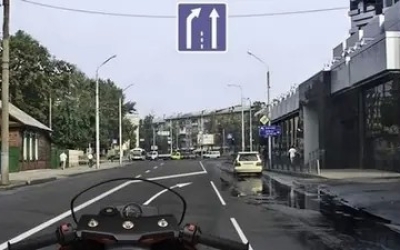 Сложный тест по ПДД: когда включать поворотники и что означают сигналы рукой