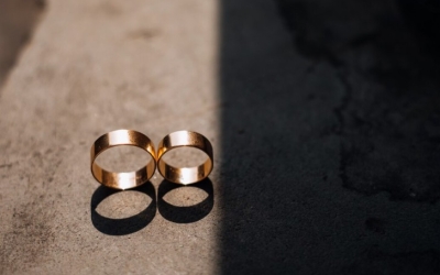 Невероятная история: 14 лет замужем за двумя мужчинами одновременно