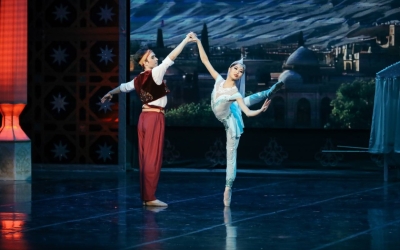 По волнам восточной сказки: Посвящение 45-летию журнала «Балет»