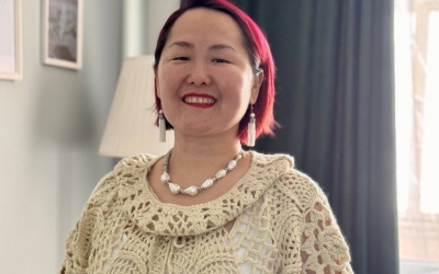 «Еда не решает проблему, но даёт передышку»: психолог Алтана Алексеева — о том, почему мы «заедаем» стресс и как найти выход