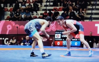 Арыйаан Тютрин поборется за бронзу чемпионата Европы: якутский легионер вышел в малый финал в Тиране