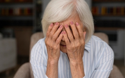 В Якутии женщина ограбила 72-летнюю пенсионерку прямо в ее доме, а также нанесла ей ушибы и царапины