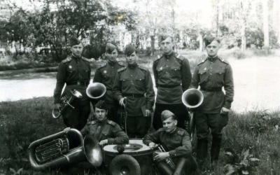 «Кто сказал, что надо бросить песни на войне?» История фронтовика и фаготиста Салиха Гилязутдинова
