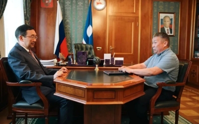 Дмитрий Садовников провёл первую рабочую встречу с Айсеном Николаевым в статусе Главы Якутска